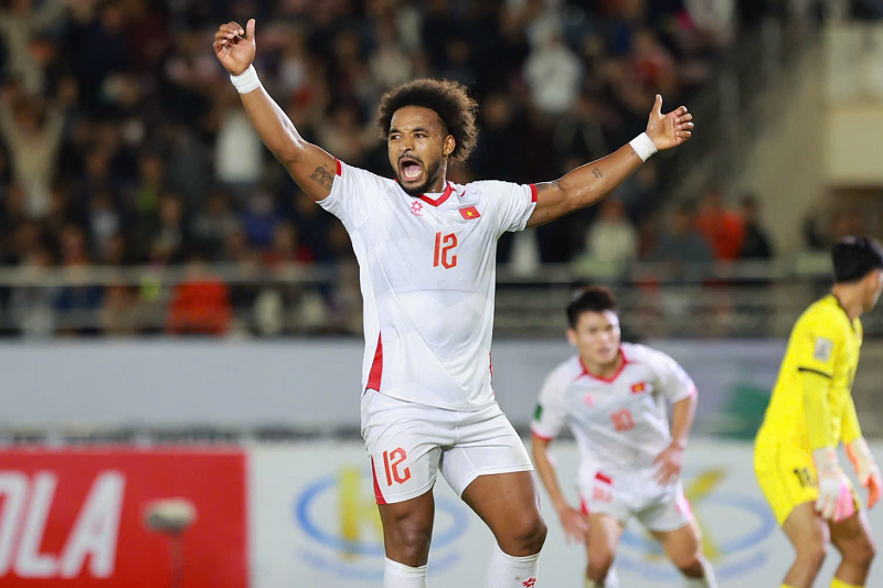 xuan-son-tai-xuat-ruc-ro-va-bat-ngo-duoc-fifa